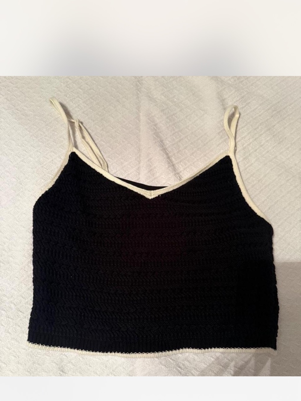 Abercrombie & Fitch Black Knit Cropped Cami with Cream Trim